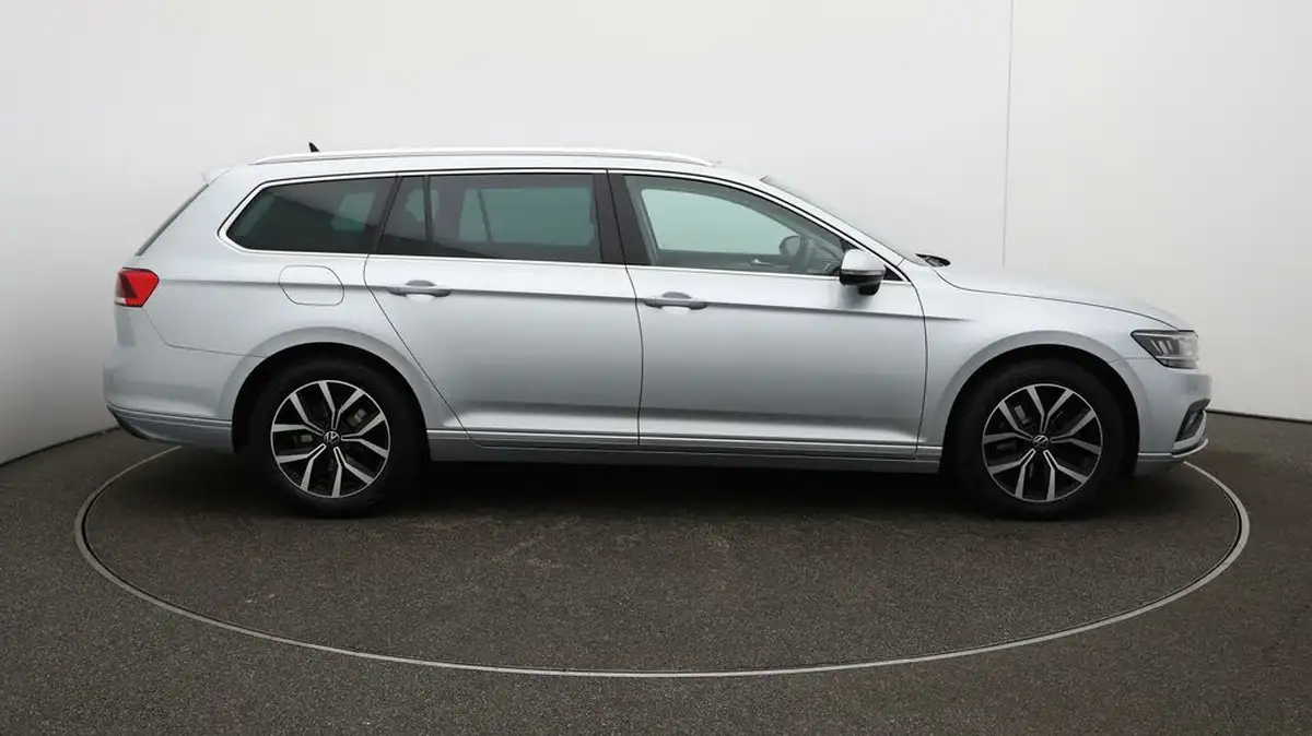 2022-volkswagen-passat-15-tsi-sel-estate-5d-dsg-big-49