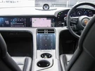 2022-porsche-taycan-e-4s-571ps-performance-battery-plus-small-25