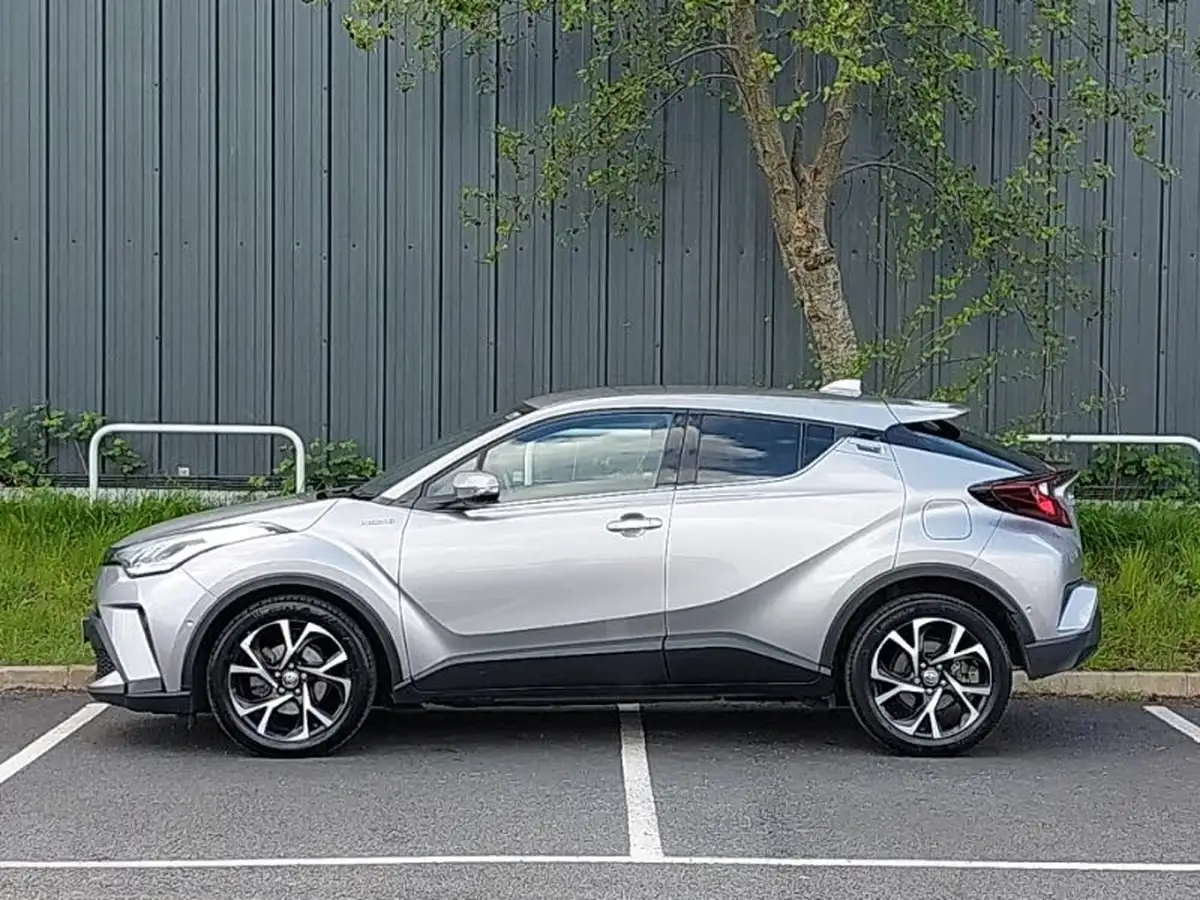 2021-toyota-c-hr-18-vvt-i-design-big-3