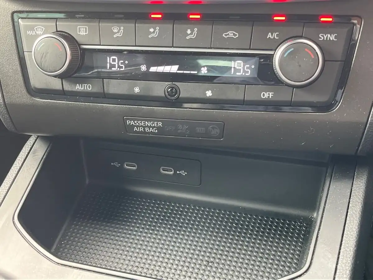 2023-seat-ibiza-10-tsi-fr-95ps-big-24