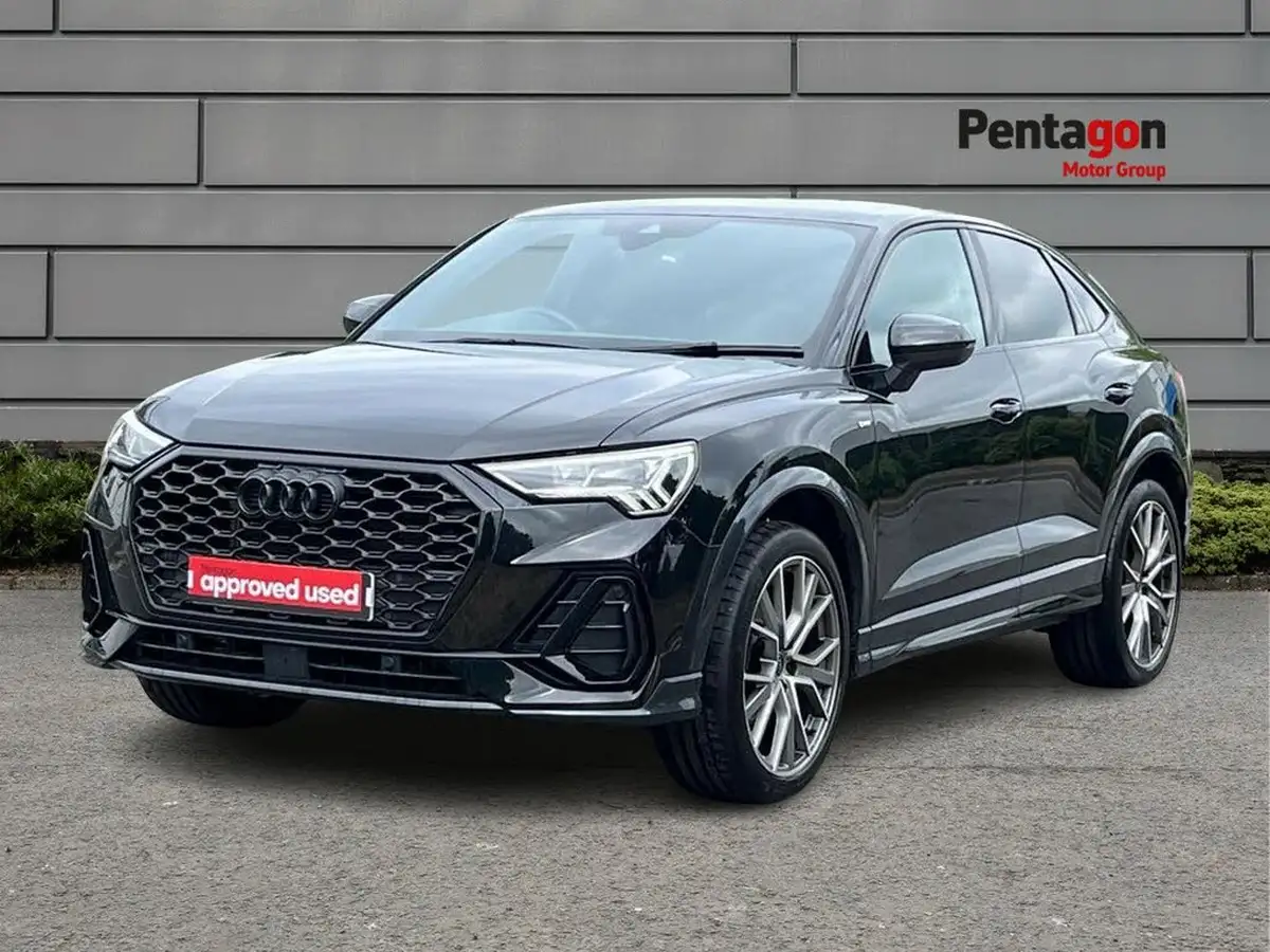 2023-audi-q3-15-35-tfsi-black-edition-cod-sportback-s-tronic-big-2