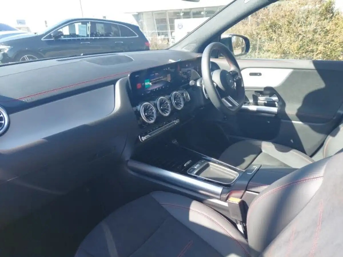 2024-mercedes-benz-eqa-e-eqa-250-amg-line-premium-big-4