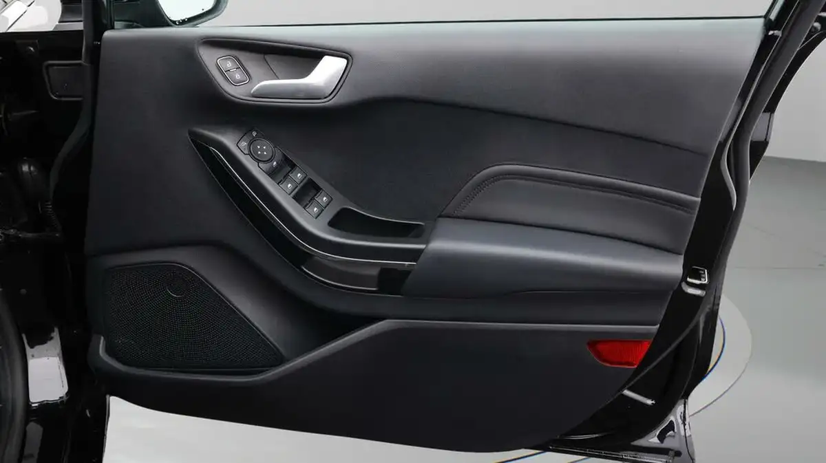 2023-ford-fiesta-10t-titanium-x-100ps-big-15