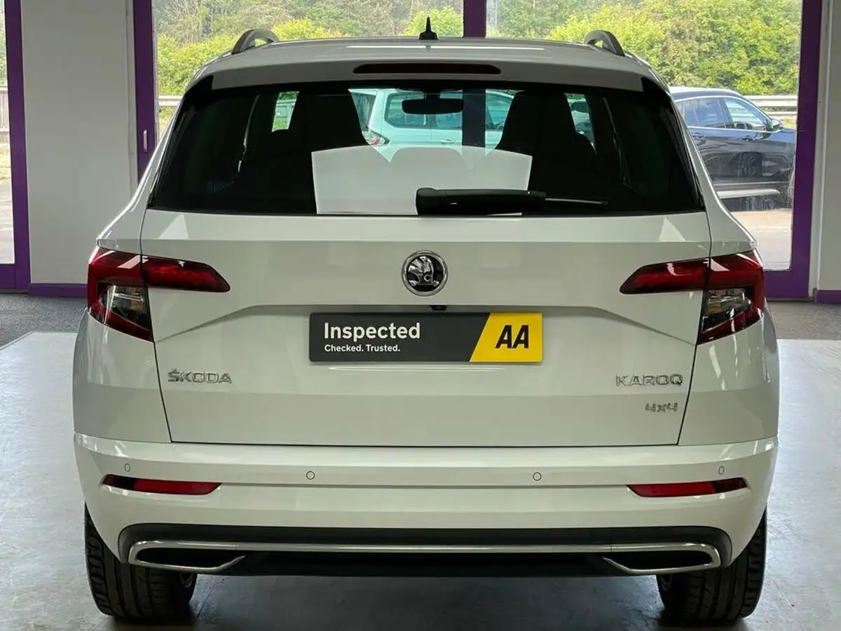 2019-skoda-karoq-20tdi-sportline-150ps-4x4-big-9