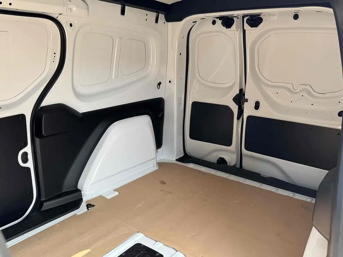 2023-renault-kangoo-e-ll21-e-tech-start-rc-crewcab-big-11