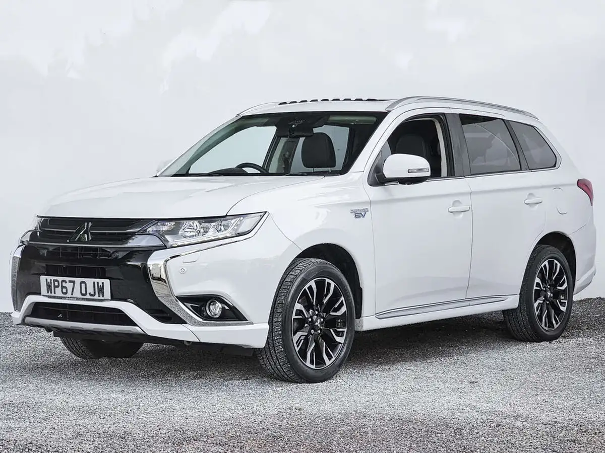 2017-mitsubishi-outlander-20-4hs-phev-5st-big-16