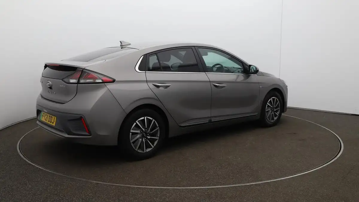 2021-hyundai-ioniq-e-premium-se-electric-100kw-big-53