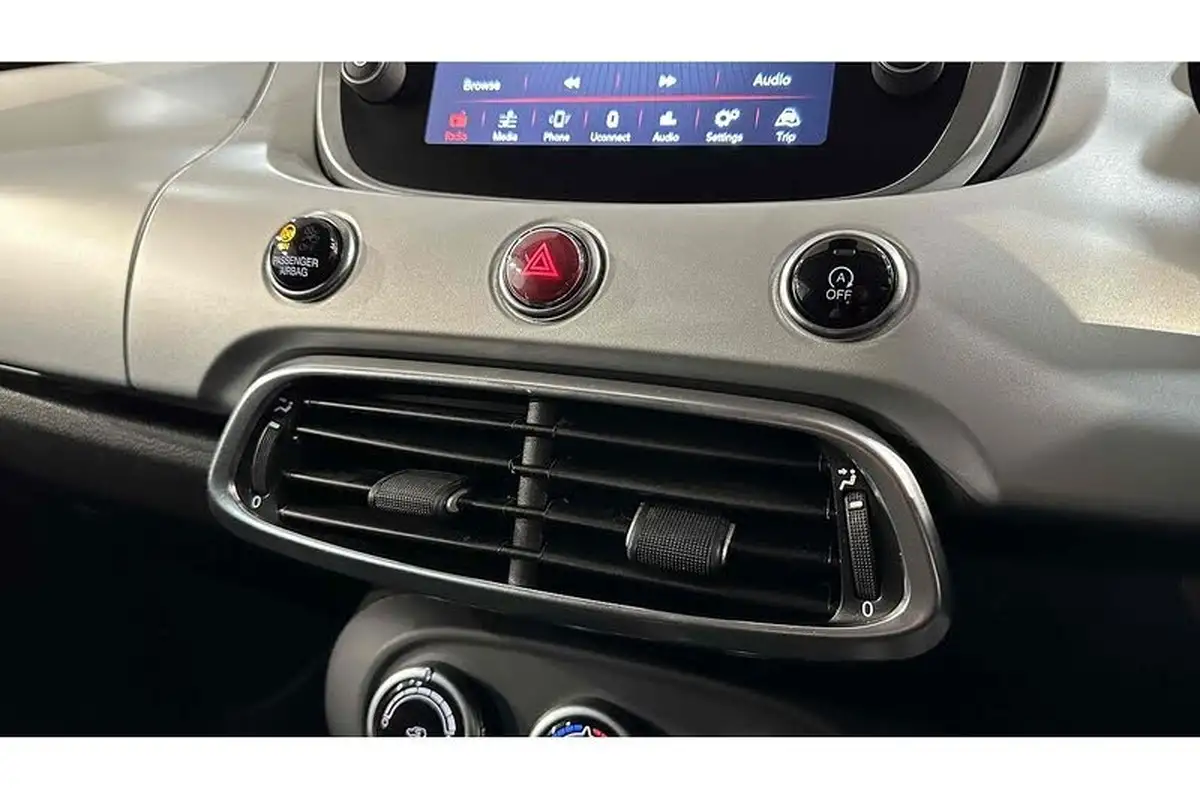 2021-fiat-500x-10-firefly-turbo-connect-big-37