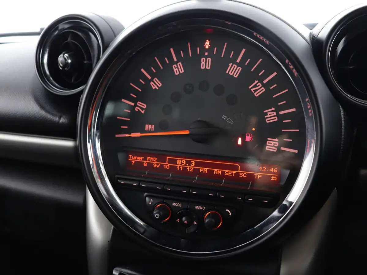2014-mini-countryman-20td-cooper-d-all4-chili-big-18