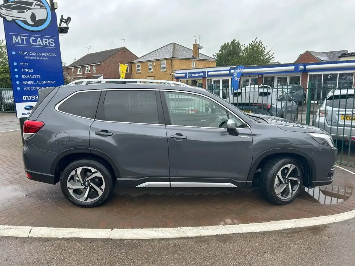 2024-subaru-forester-20-e-boxer-xe-premium-big-5