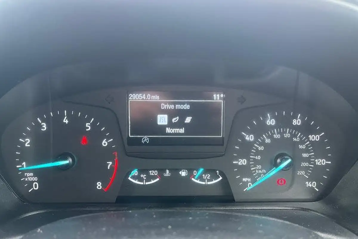 2020-ford-fiesta-10t-st-line-edition-155ps-hybrid-mhev-5d-big-31