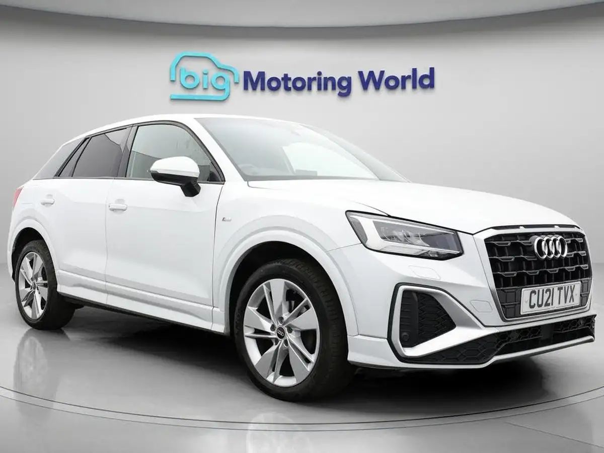 2021-audi-q2-10-30-tfsi-s-line-big-0