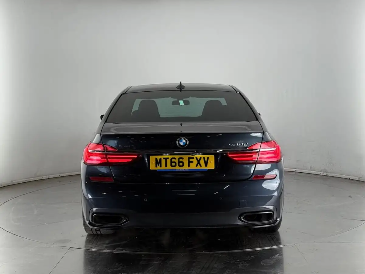 2016-bmw-7-series-30td-730d-m-sport-xdrive-big-8