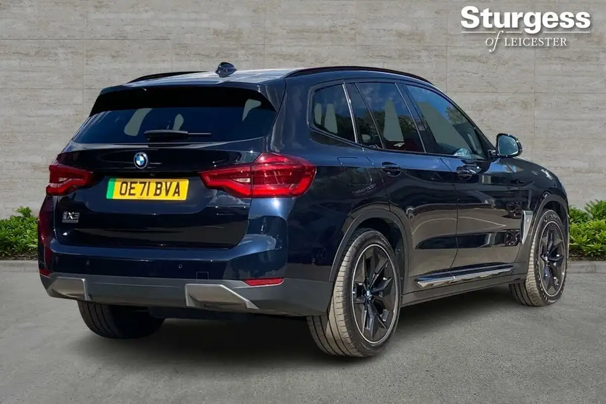 2022-bmw-ix3-e-premier-edition-pro-big-4