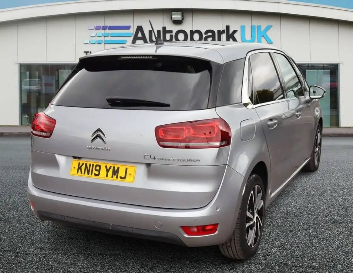 2019-citroen-c4-spacetourer-15bluehdi-flair-big-6