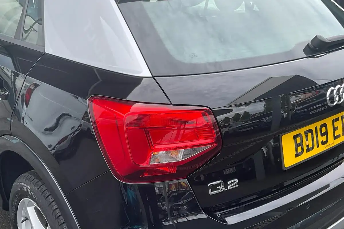 2019-audi-q2-15-35-tfsi-sport-cod-big-22