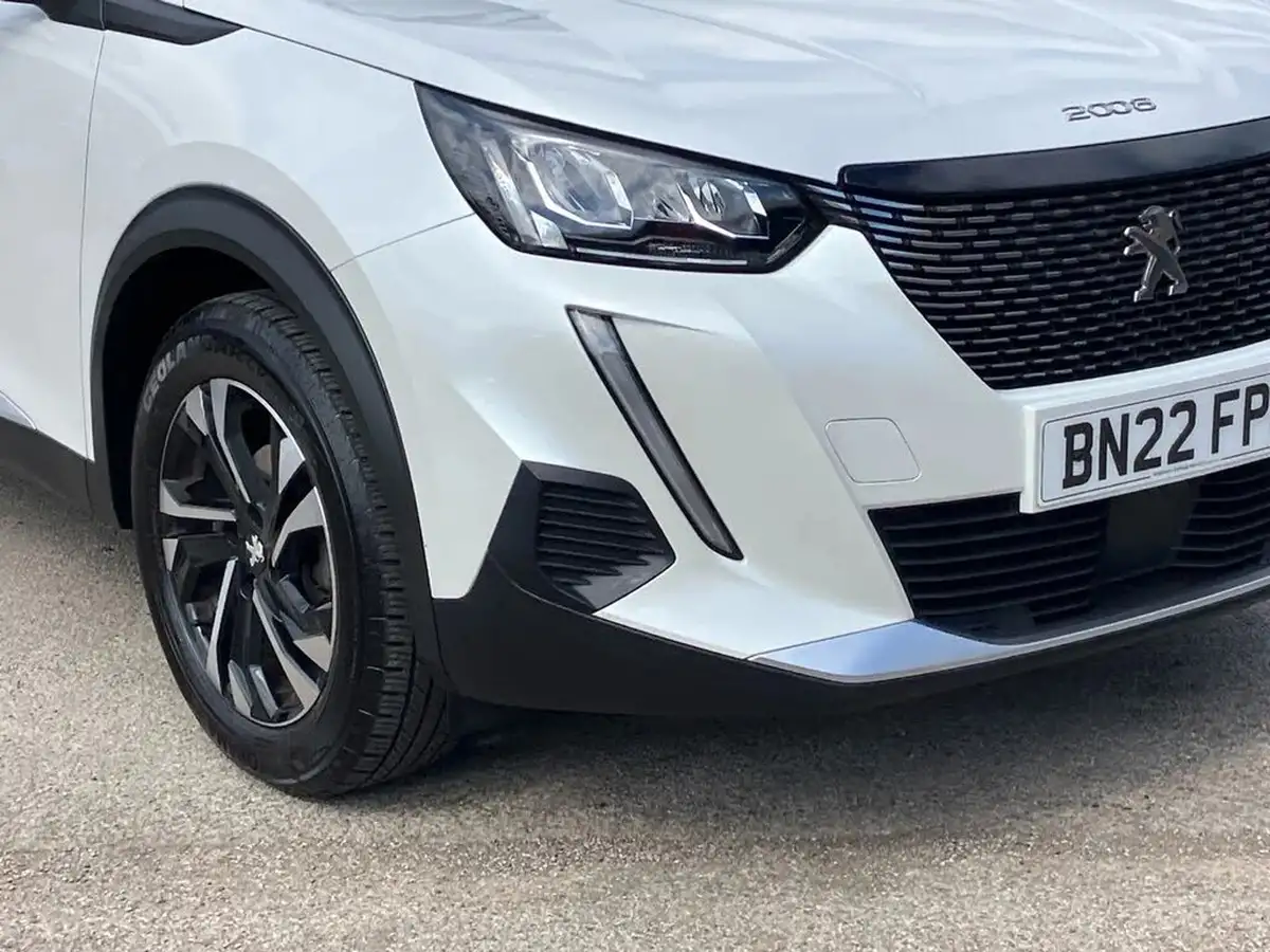 2022-peugeot-2008-suv-12-puretech-allure-premium-130bhp-eat8-big-33