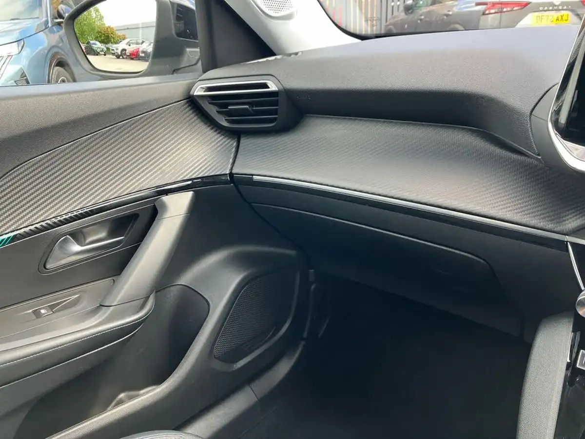 2022-peugeot-2008-suv-12-puretech-allure-premium-130bhp-eat8-big-57