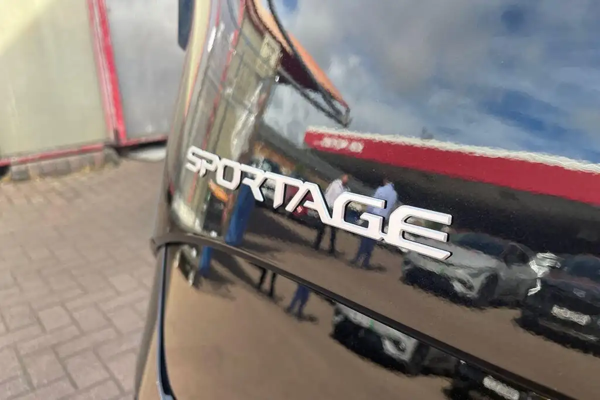 2025-kia-sportage-16-t-gdi-gt-line-s-207bhp-hev-auto-big-23