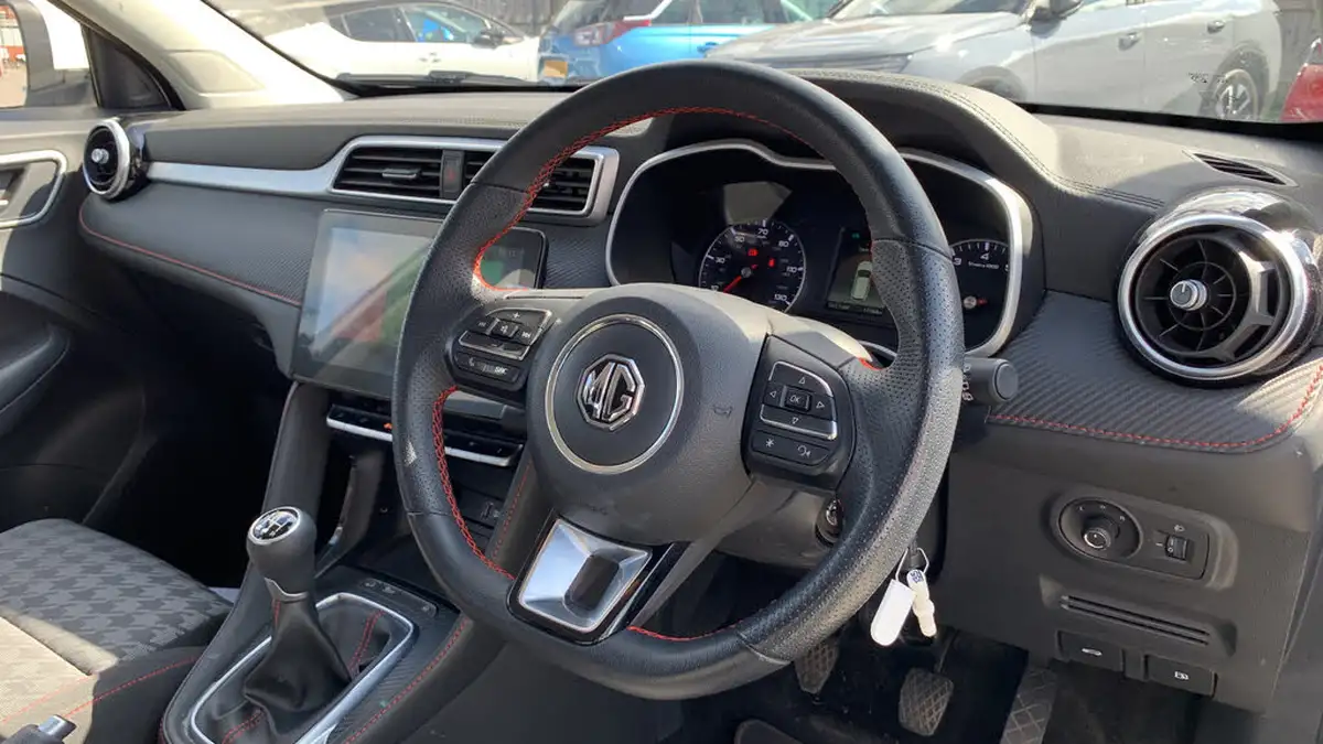 2022-mg-zs-suv-15-vti-tech-excite-big-10