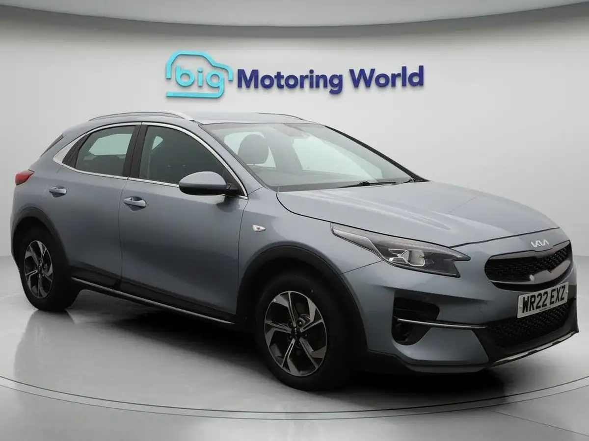 2022-kia-xceed-10-t-gdi-2-big-0