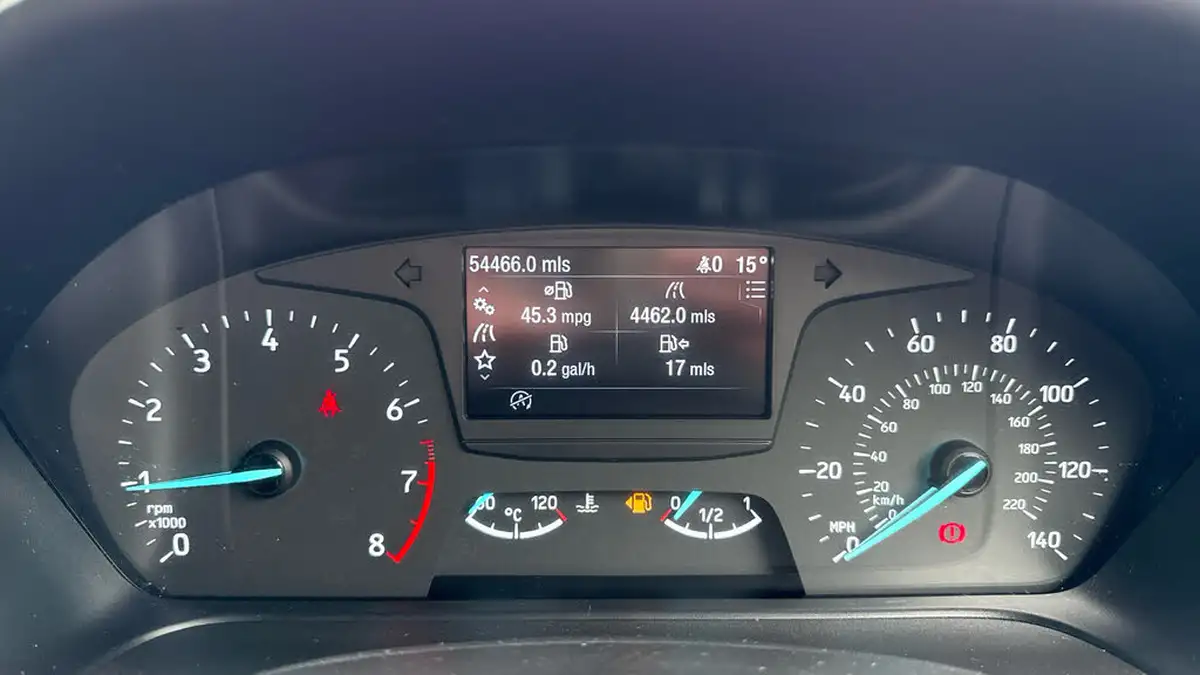 2019-ford-fiesta-10t-st-line-100ps-3d-big-12