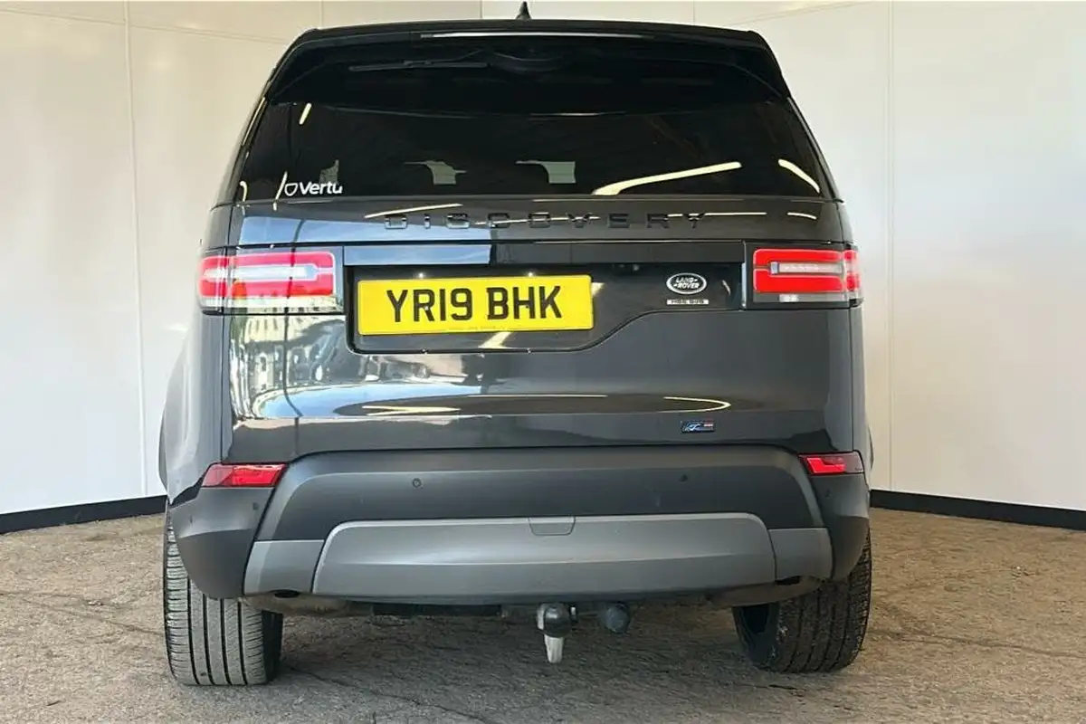 2019-land-rover-discovery-30-sd6-commercial-hse-big-7