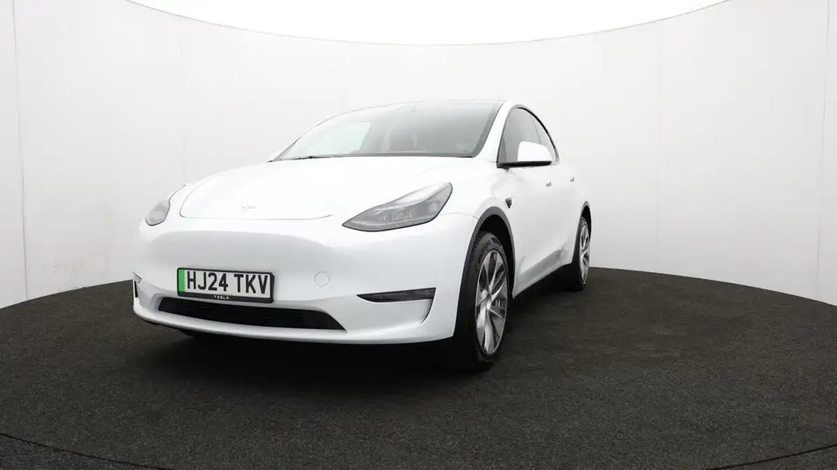 2024-tesla-model-y-e-long-range-306bhp-awd-big-53