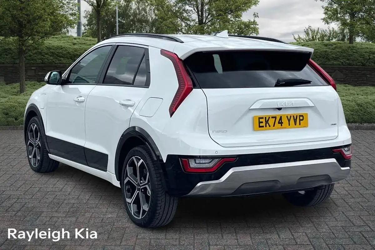 2024-kia-niro-16-gdi-3-168bhp-phev-111kwh-big-1
