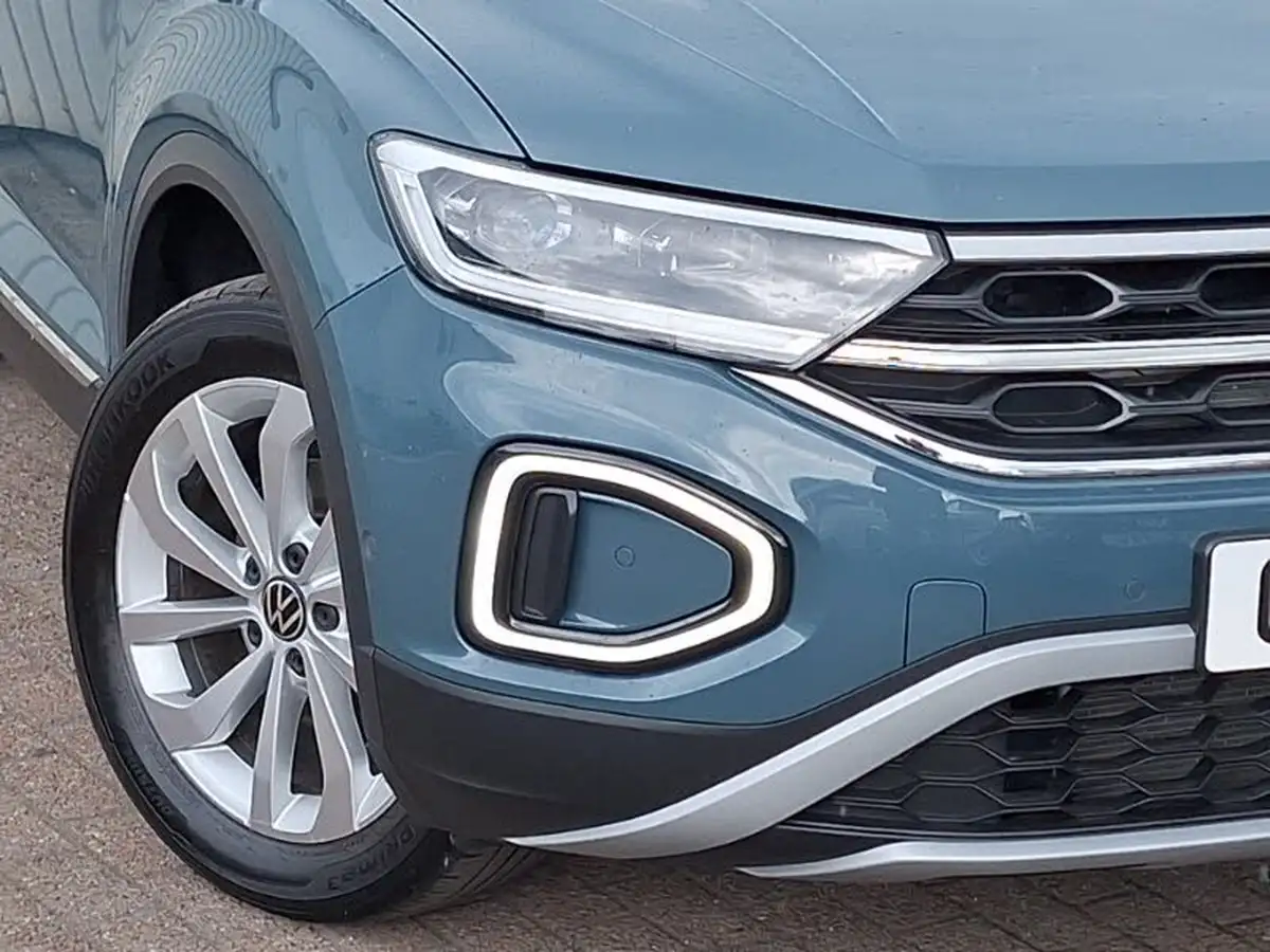 2024-volkswagen-t-roc-15-tsi-style-hatchback-5d-dsg-big-8
