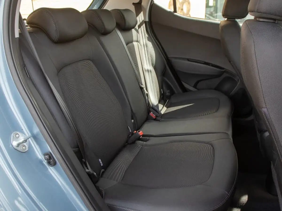 2017-hyundai-i10-10-se-big-29