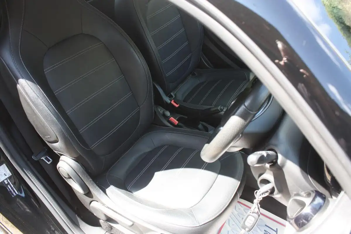 2016-smart-fortwo-09-edition-black-big-9