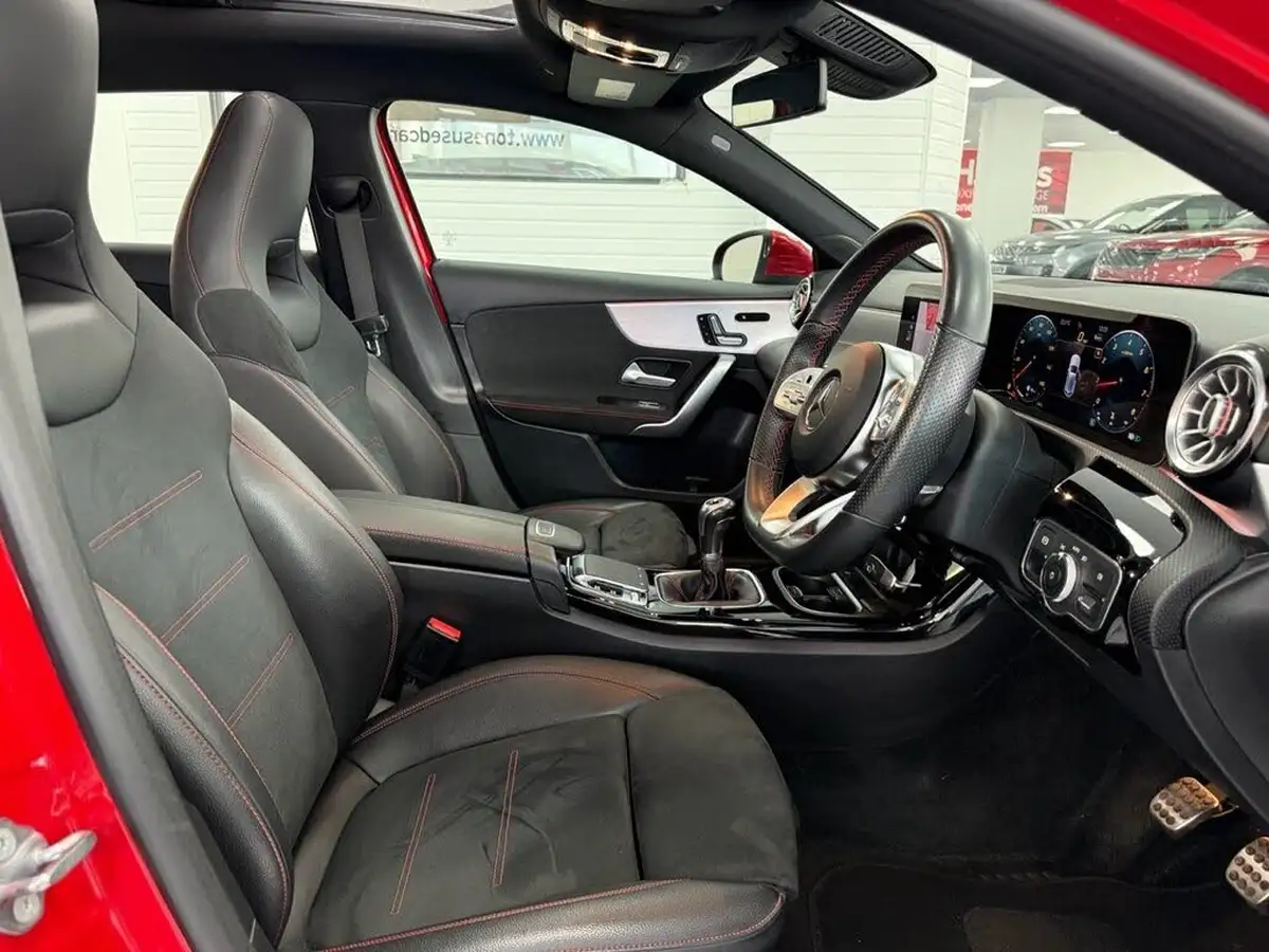 2019-mercedes-benz-a-class-13-a200-amg-line-premium-plus-hatchback-5d-big-28