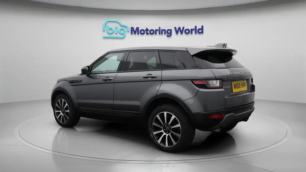 2018-land-rover-range-rover-evoque-20td4-se-tech-hatchback-5d-auto-big-5