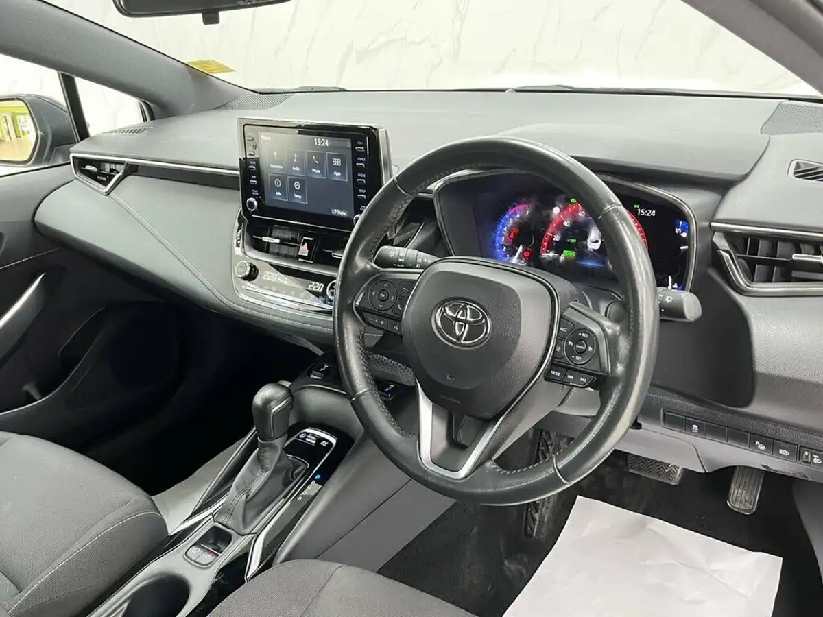 2021-toyota-corolla-18-vvt-i-icon-tech-spare-wheel-touring-sports-5d-big-29