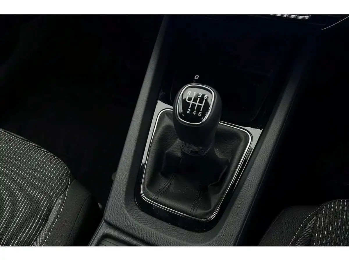 2024-skoda-octavia-15-tsi-se-estate-big-11