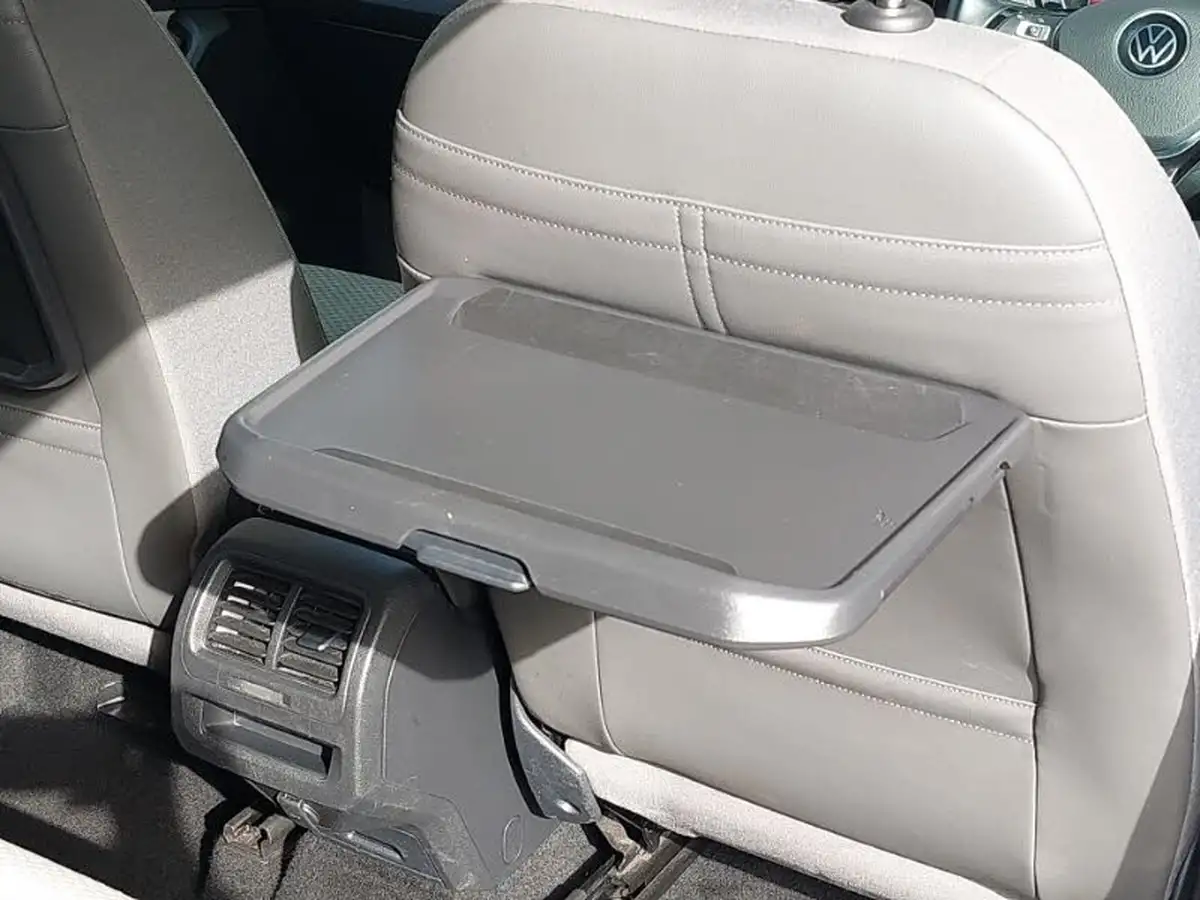 2022-volkswagen-touran-15-tsi-se-family-big-9