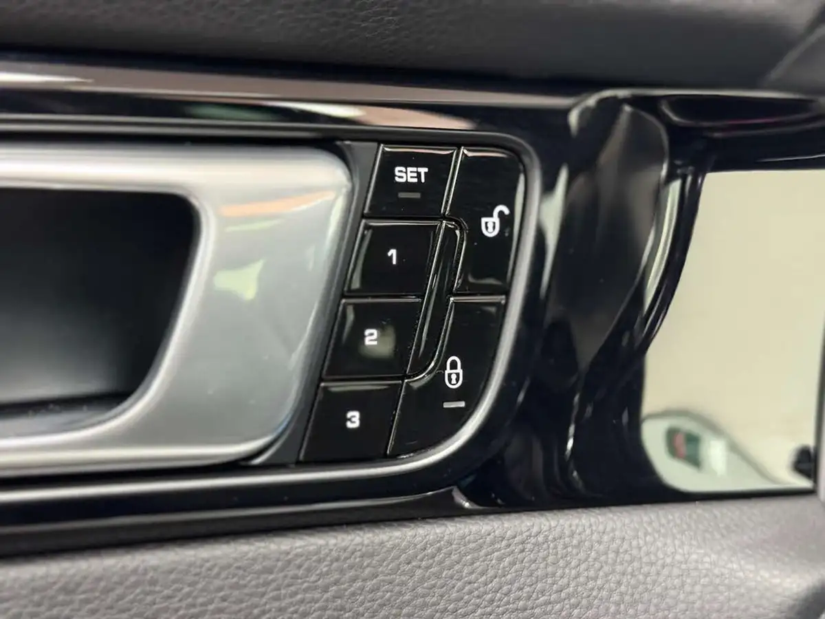 2018-porsche-panamera-29-v6-4-e-hybrid-sport-turismo-big-45