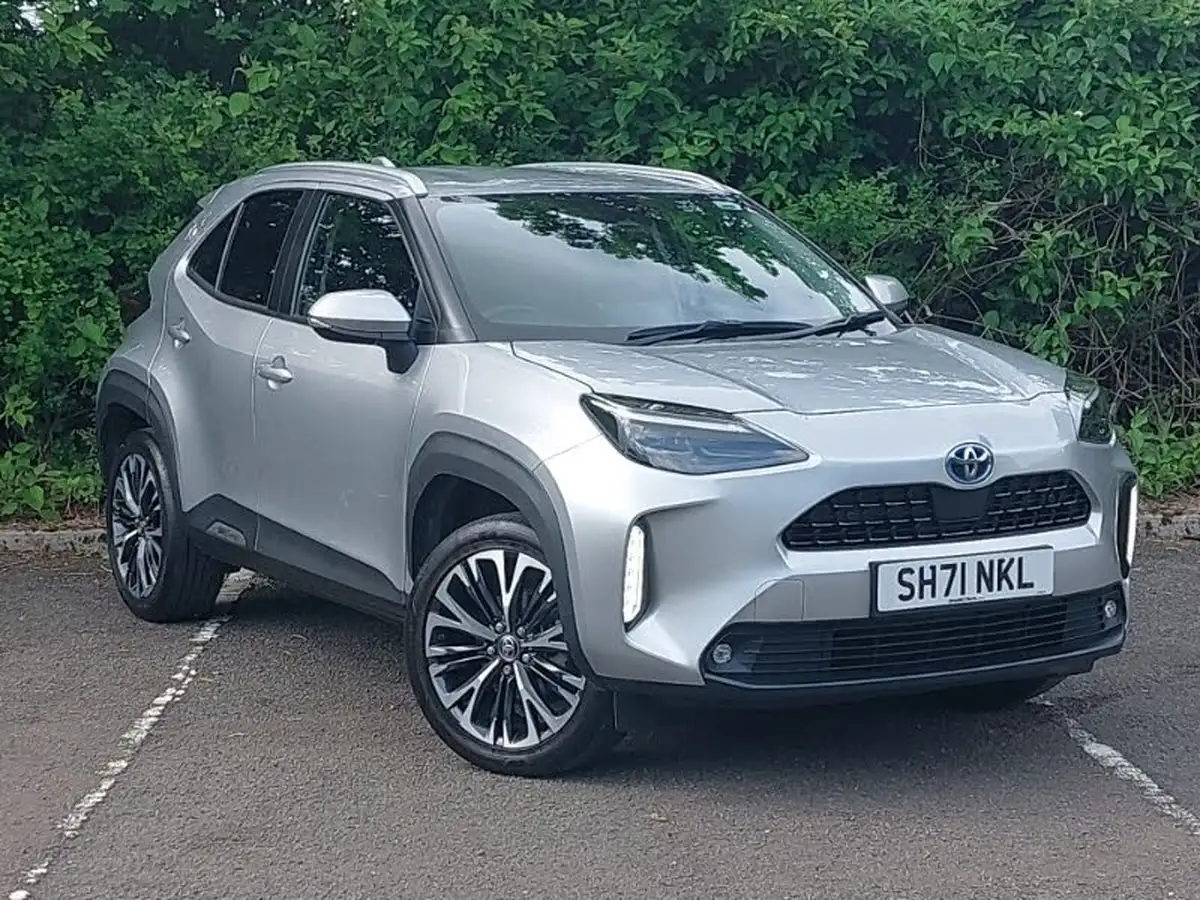 2021-toyota-yaris-cross-15-vvt-i-excel-big-0