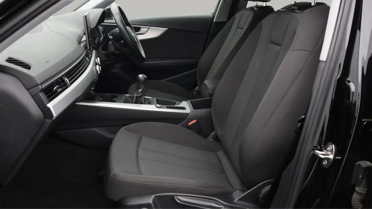 2021-audi-a4-avant-20-35-tfsi-technik-big-14