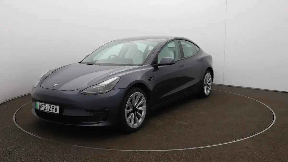 2021-tesla-model-3-e-long-range-4x4-big-28