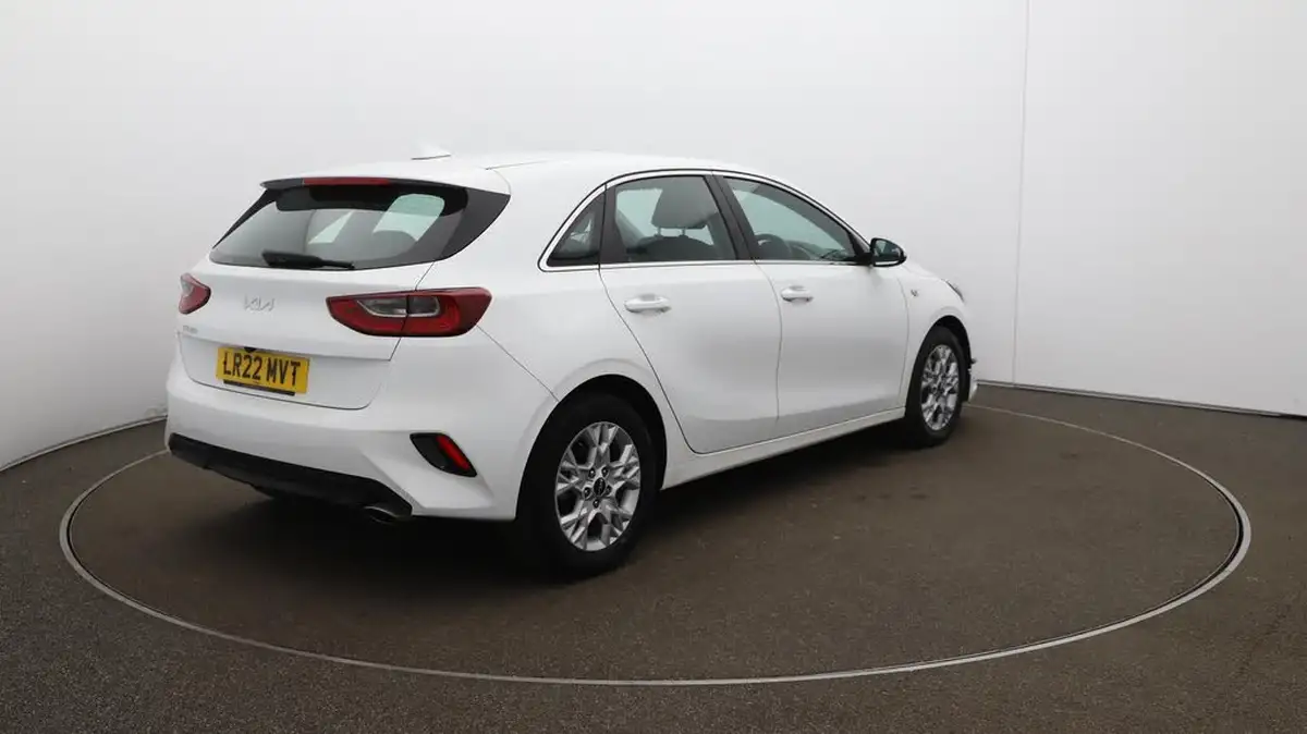 2021-kia-ceed-10-t-gdi-2-hatchback-big-53