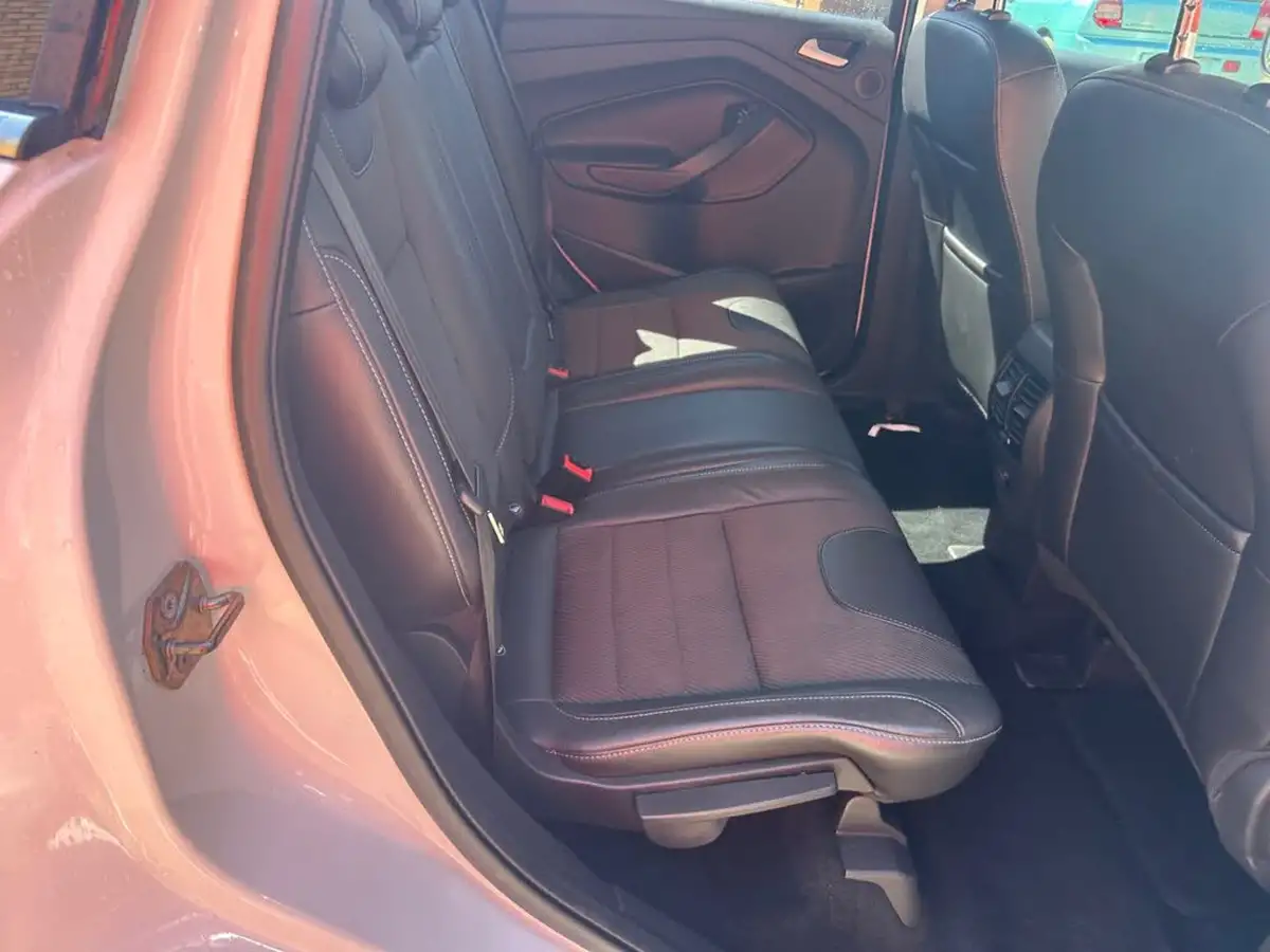 2013-ford-kuga-20tdci-titanium-163ps-awd-big-9