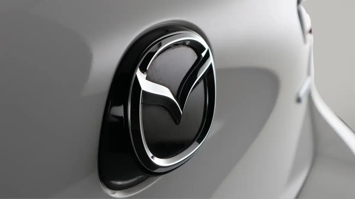 2021-mazda-mazda3-20-gt-sport-122ps-hatchback-5d-big-20