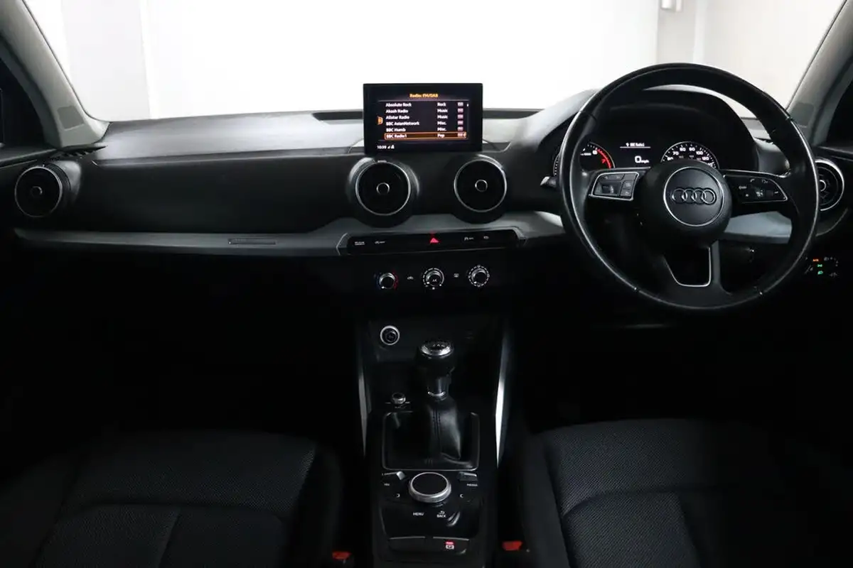 2017-audi-q2-10-tfsi-sport-big-37
