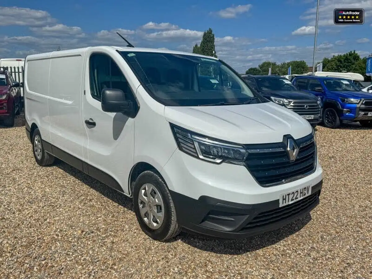 2022-renault-trafic-20dci-ll30-150-business-big-3