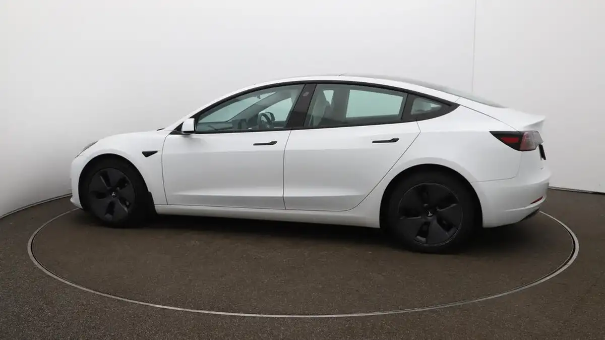 2021-tesla-model-3-e-long-range-awd-big-58