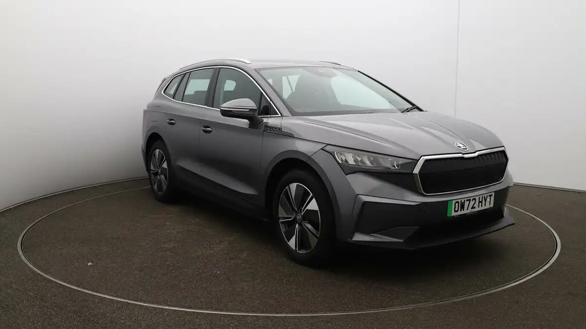 2022-skoda-enyaq-e-60-big-43