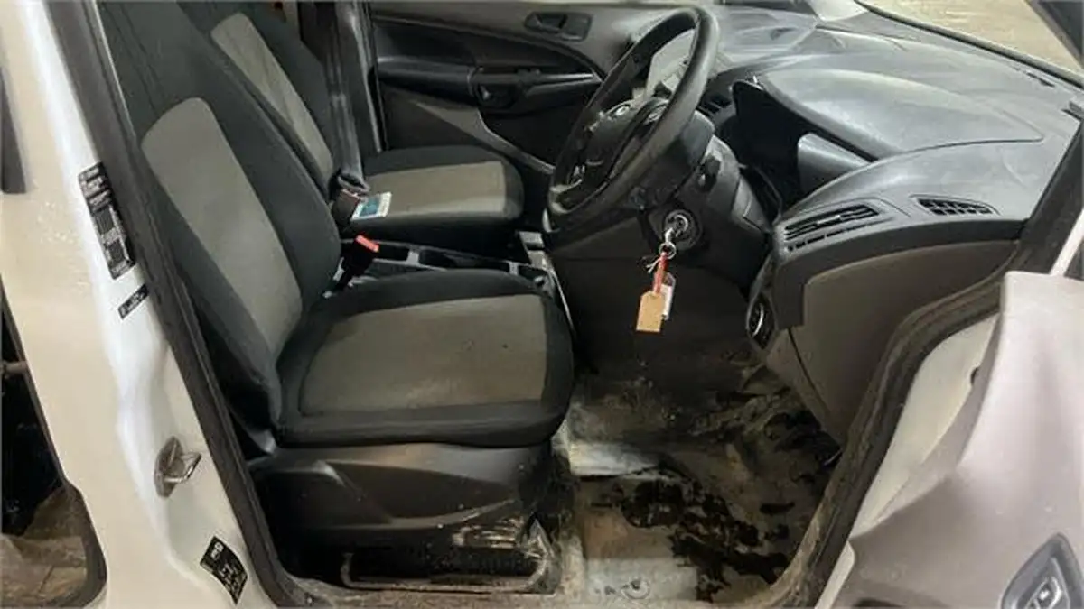 2021-ford-transit-connect-big-2
