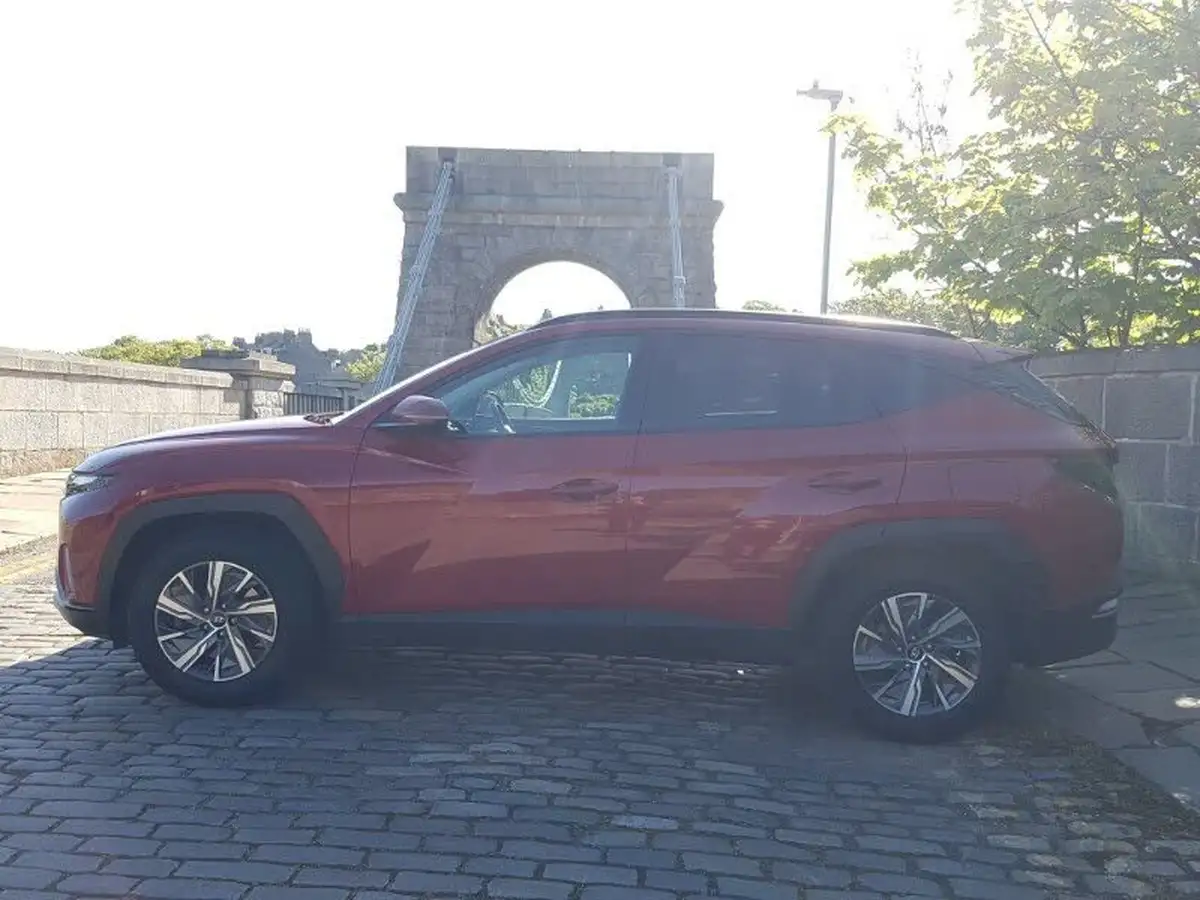 2022-hyundai-tucson-16-t-gdi-se-connect-150ps-big-3